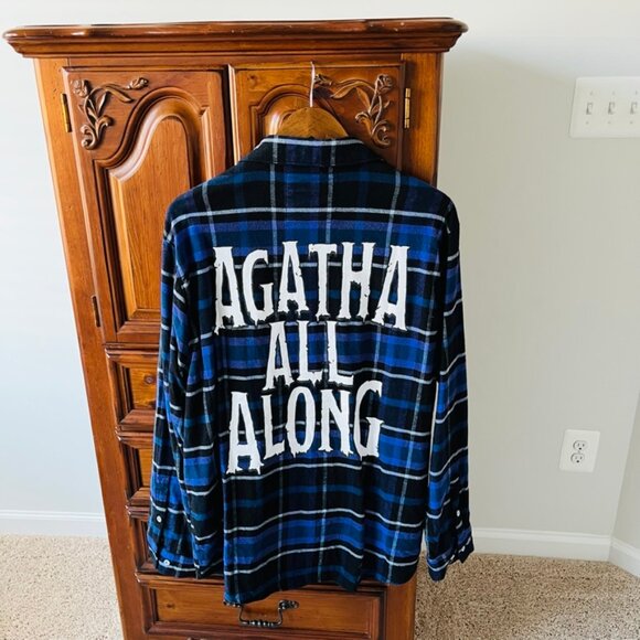 Cakeworthy Wandavision Agatha All Along Flannel Shirt, Size XL - Picture 3 of 3